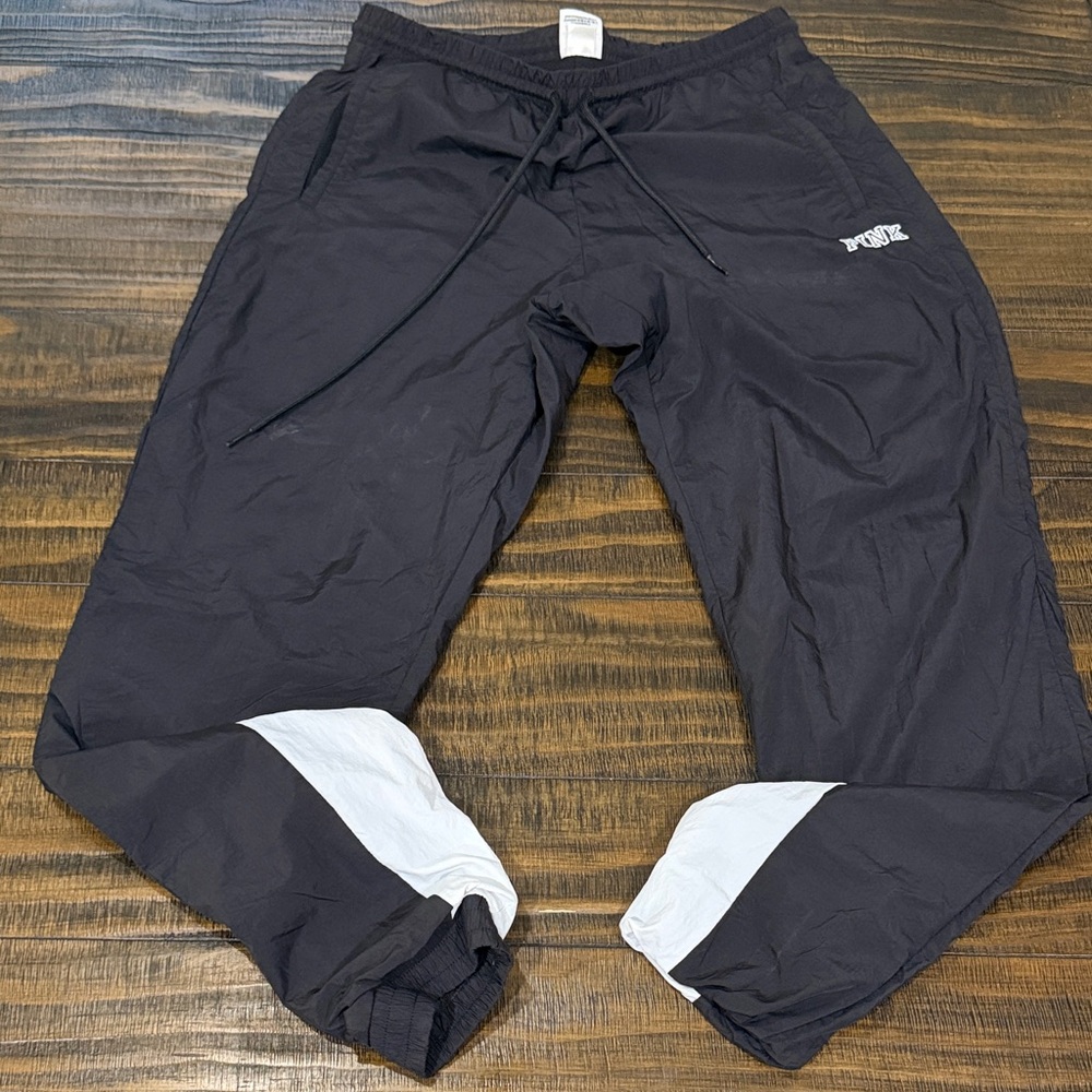 Victoria's Secret PINK Black Cropped Jogger Pants